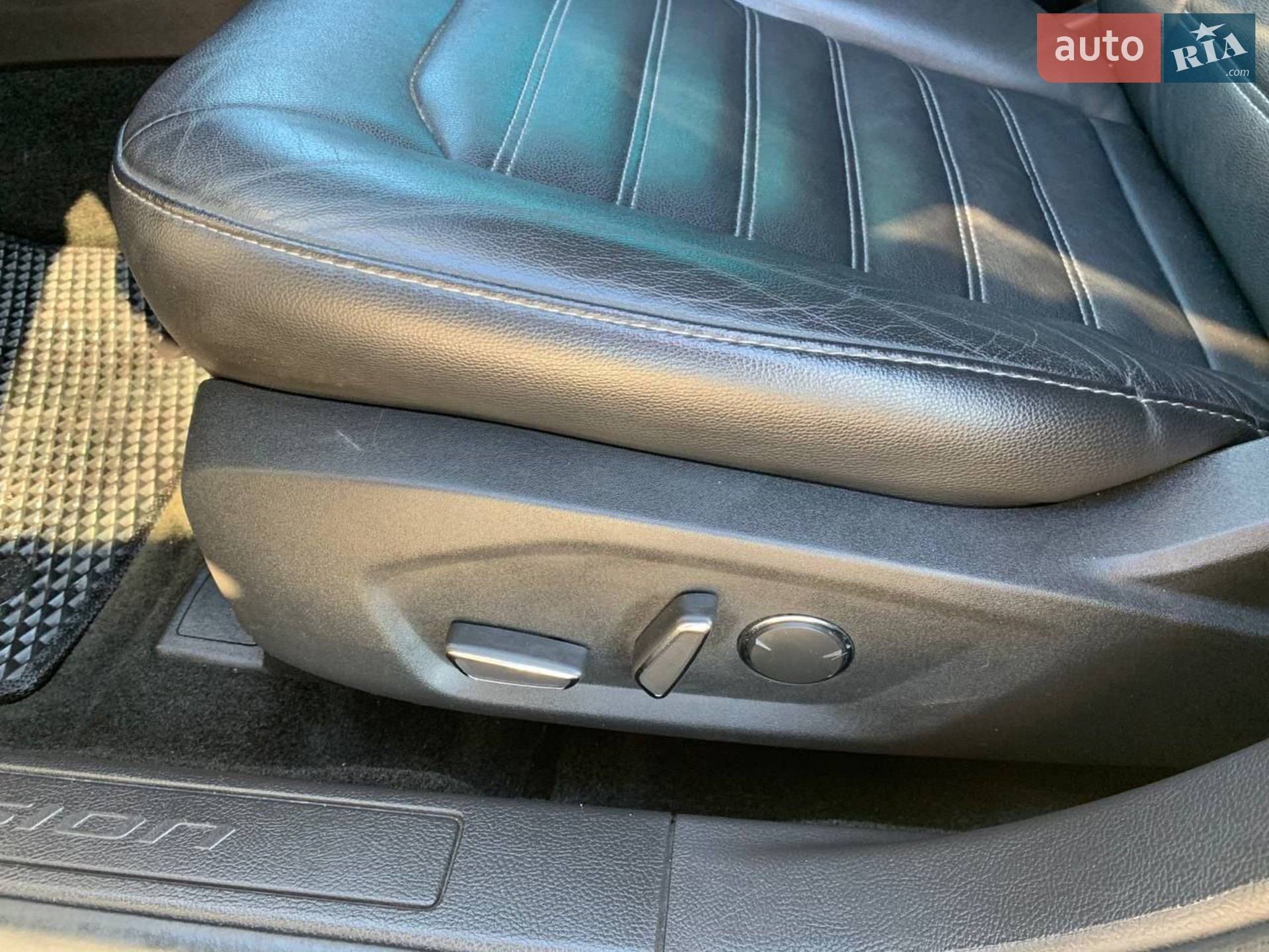 2015 Ford Fusion - мініатюра 26