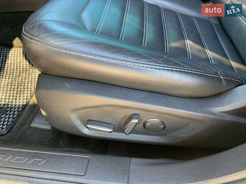 Седан Ford Fusion 2015 в Киеве