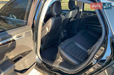 Седан Ford Fusion 2015 в Києві