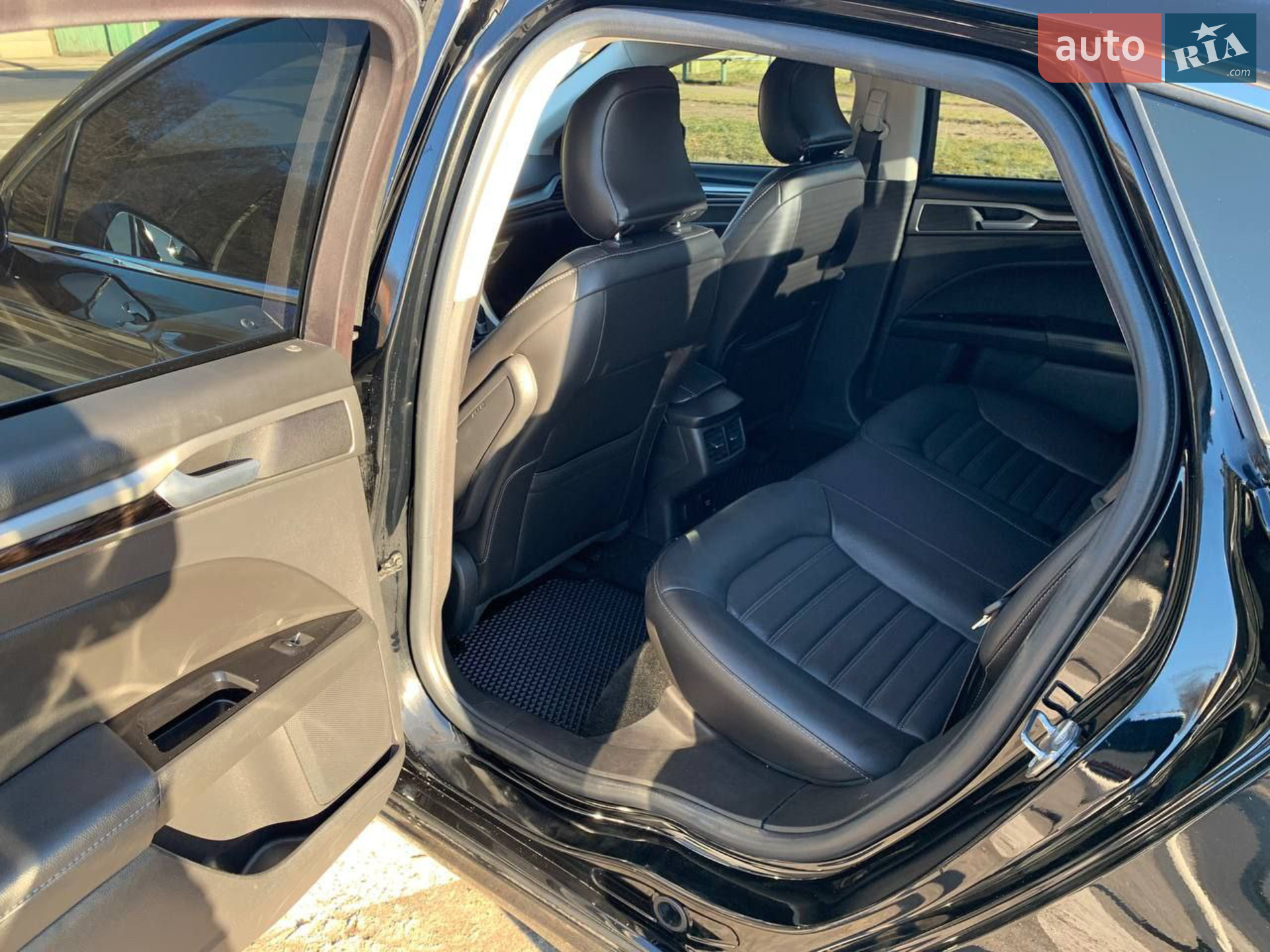 2015 Ford Fusion - мініатюра 27
