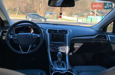Седан Ford Fusion 2015 в Києві