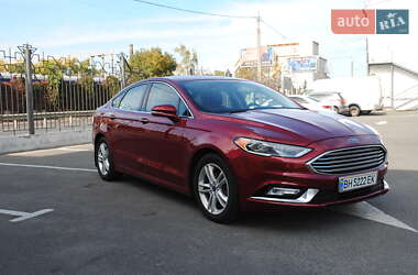 Седан Ford Fusion 2017 в 