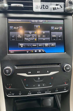 Седан Ford Fusion 2014 в Стрые