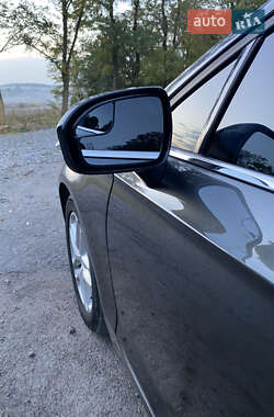 Седан Ford Fusion 2015 в 
