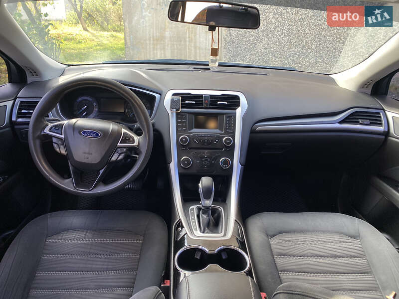 Седан Ford Fusion 2015 в Виннице