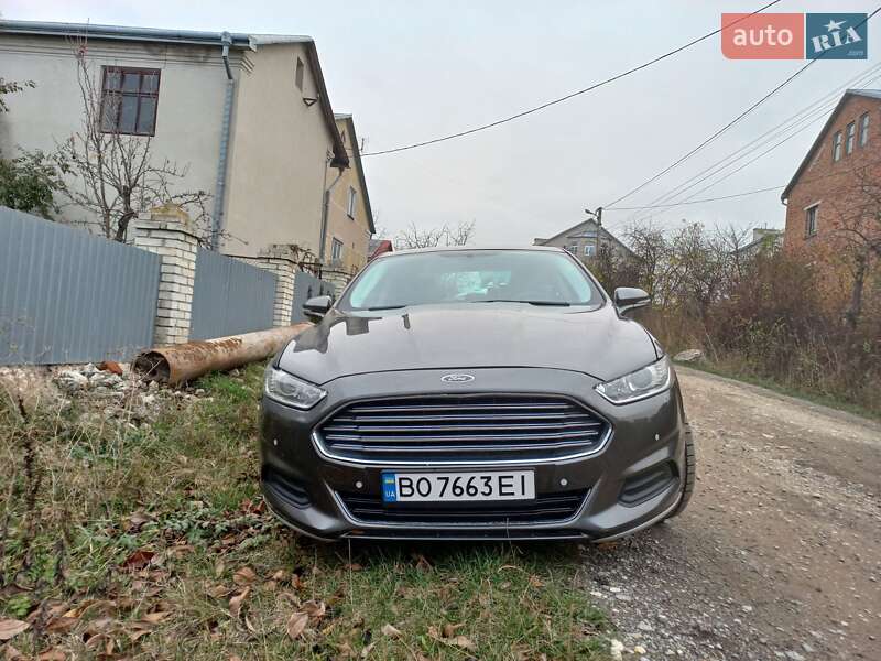 Седан Ford Fusion 2013 в Тернополе