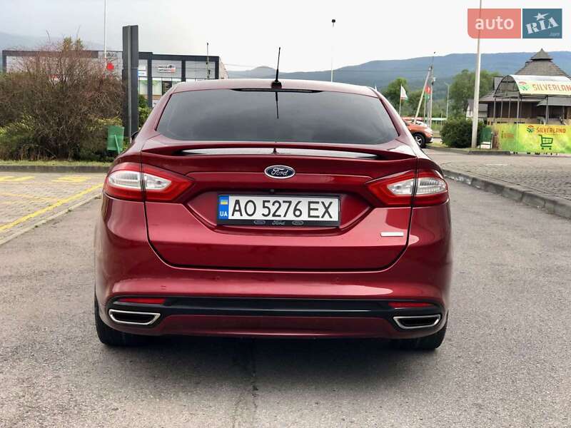 Седан Ford Fusion 2014 в Тячеве