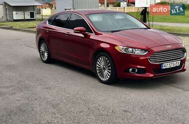 Седан Ford Fusion 2014 в Тячеве