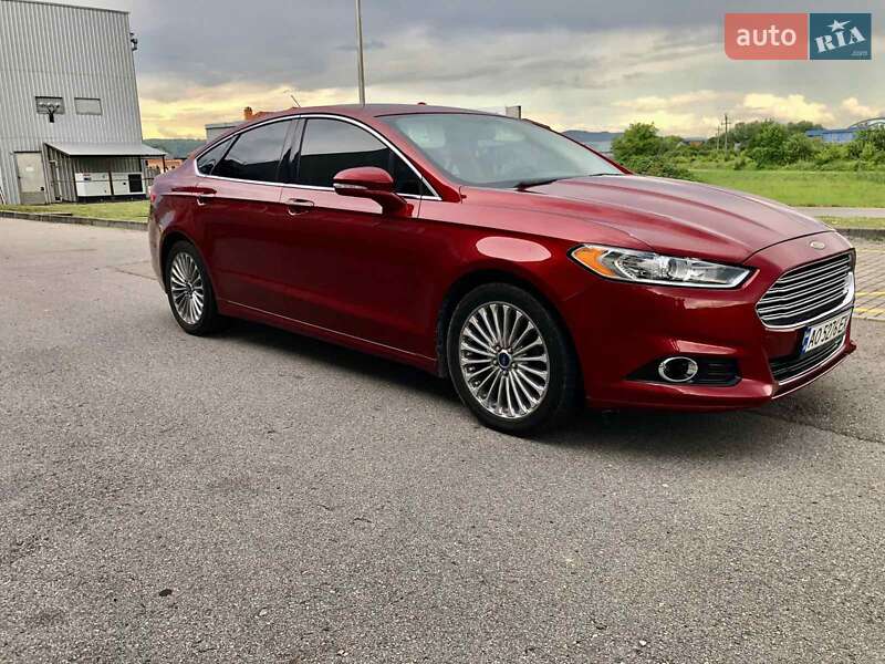 Седан Ford Fusion 2014 в Тячеве