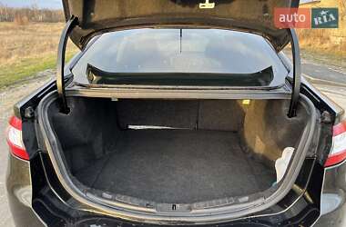 Седан Ford Fusion 2015 в 
