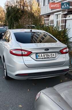 Седан Ford Fusion 2014 в 