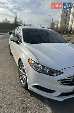 Седан Ford Fusion 2017 в 