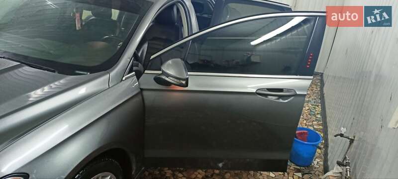 Седан Ford Fusion 2012 в Павлограде