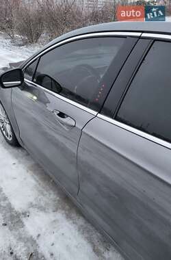 Седан Ford Fusion 2013 в 