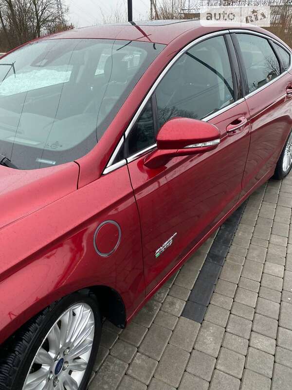 Седан Ford Fusion 2013 в Івано-Франківську