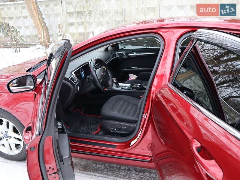 Седан Ford Fusion 2013 в Киеве
