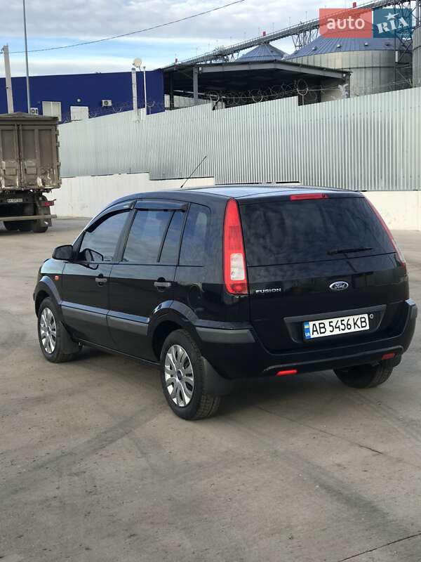 Хэтчбек Ford Fusion 2007 в Тульчине