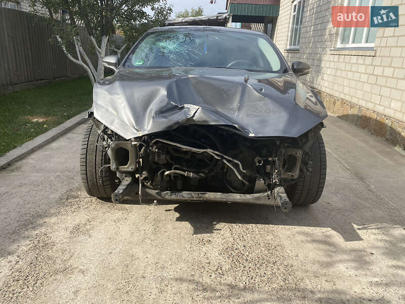 Седан Ford Fusion 2013 в Смілі