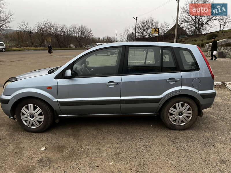 Хетчбек Ford Fusion 2005 в Подільську