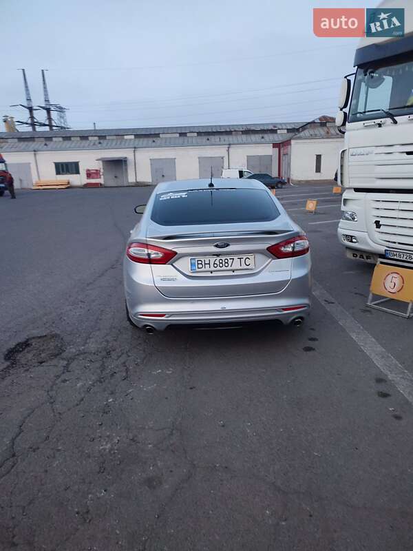 Седан Ford Fusion 2013 в Одессе