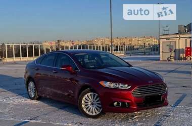 Седан Ford Fusion 2013 в Львове