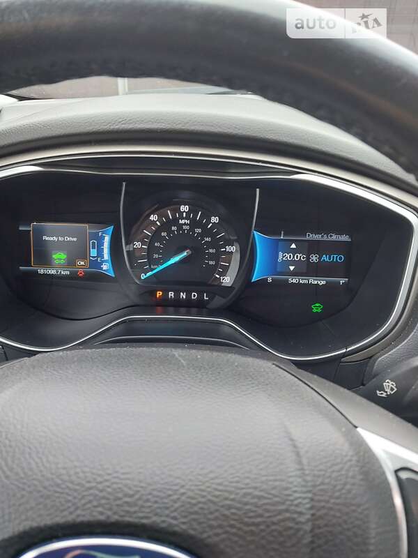 Седан Ford Fusion 2015 в Павлограде