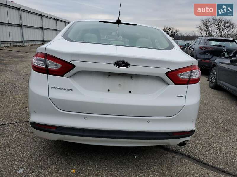 Седан Ford Fusion 2016 в Кропивницькому