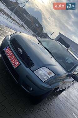 Хэтчбек Ford Fusion 2004 в Нововолынске