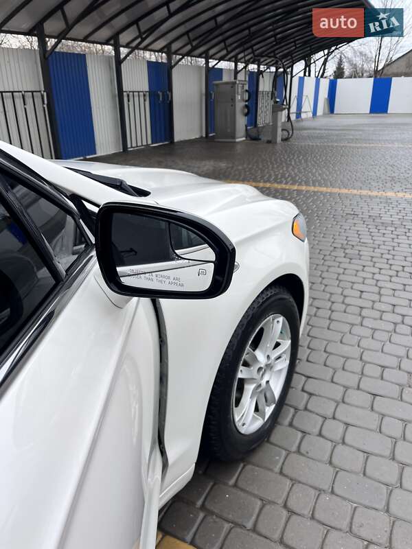 Седан Ford Fusion 2014 в Чемерівцях