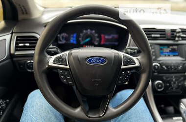Седан Ford Fusion 2013 в Броварах