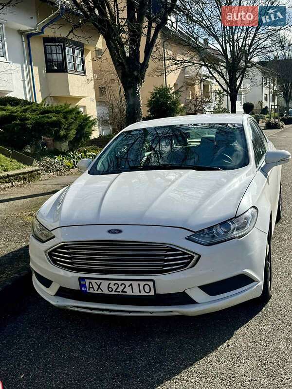 Ford Fusion 2016