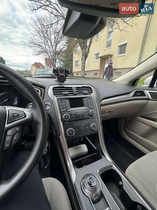 Седан Ford Fusion 2016 в Харкові