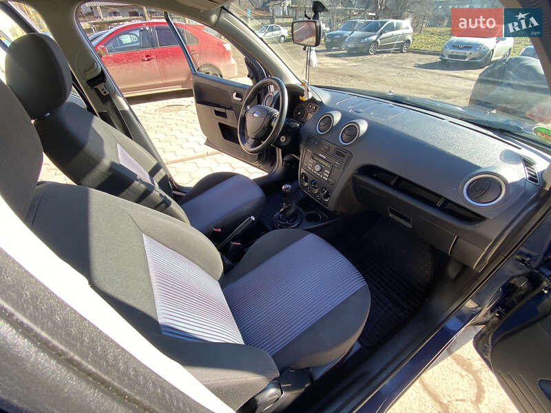 Хэтчбек Ford Fusion 2008 в Калуше фото 10 Хэтчбек Ford Fusion 2008 в Калуше