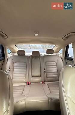 Седан Ford Fusion 2014 в 