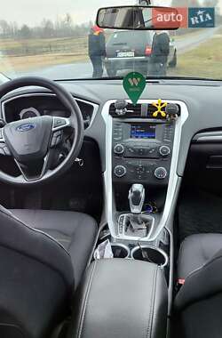 Седан Ford Fusion 2012 в Маневичах