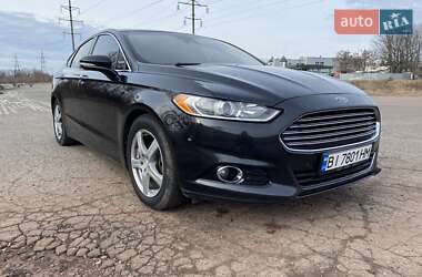 Седан Ford Fusion 2012 в 