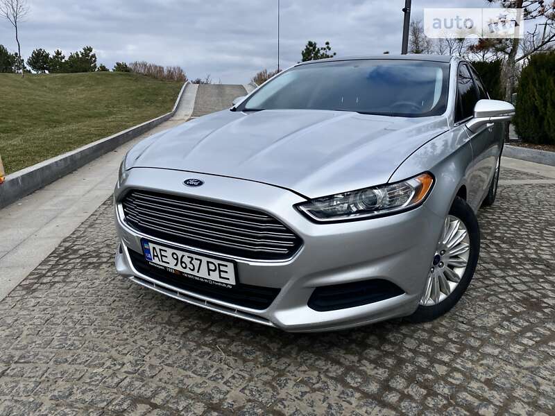 Ford Fusion 2015