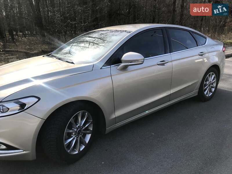 Ford Fusion 2017