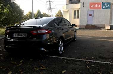Седан Ford Fusion 2015 в 
