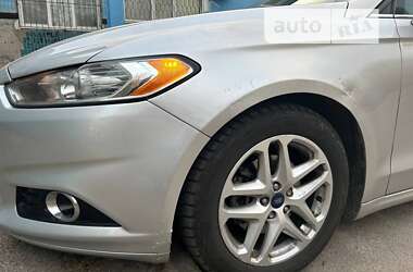 Седан Ford Fusion 2015 в Днепре