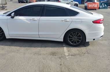 Седан Ford Fusion 2016 в Киеве