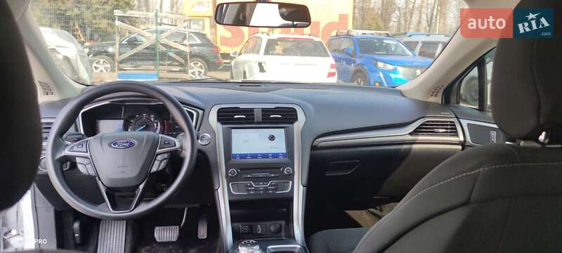 Седан Ford Fusion 2016 в Києві