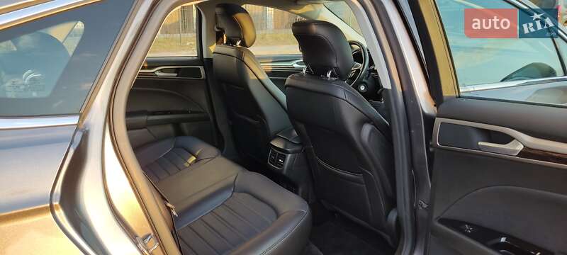Седан Ford Fusion 2013 в Києві