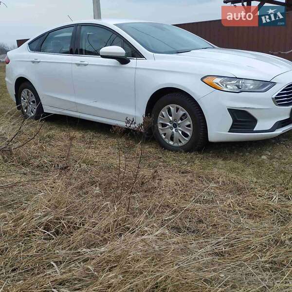 Седан Ford Fusion 2019 в Киеве фото 4 Седан Ford Fusion 2019 в Киеве