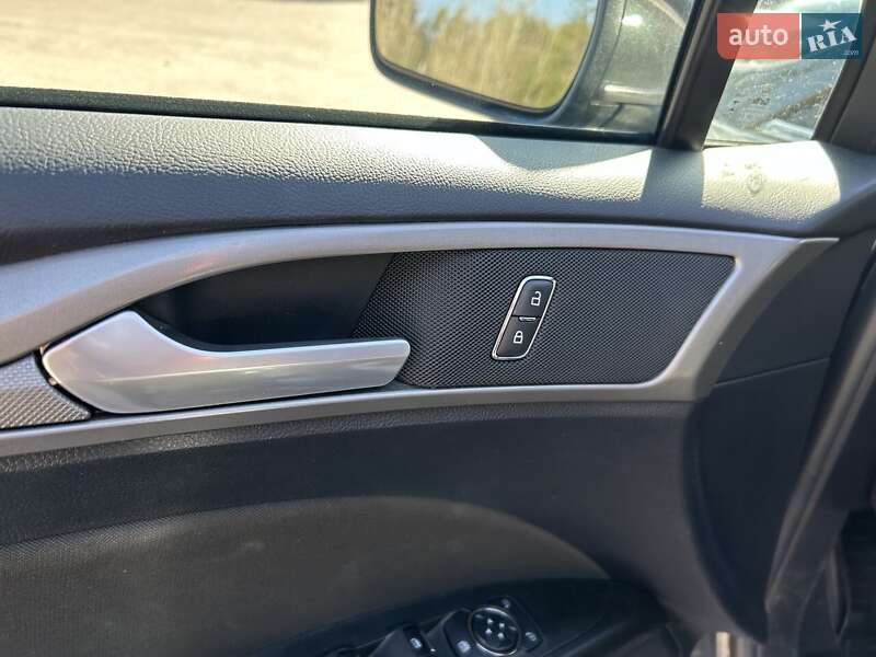Седан Ford Fusion 2020 в Виннице