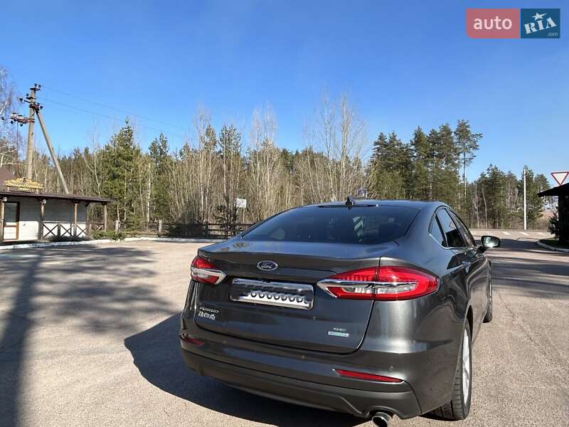 Седан Ford Fusion 2020 в Виннице