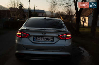 Седан Ford Fusion 2015 в 