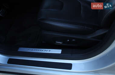 Седан Ford Fusion 2015 в 