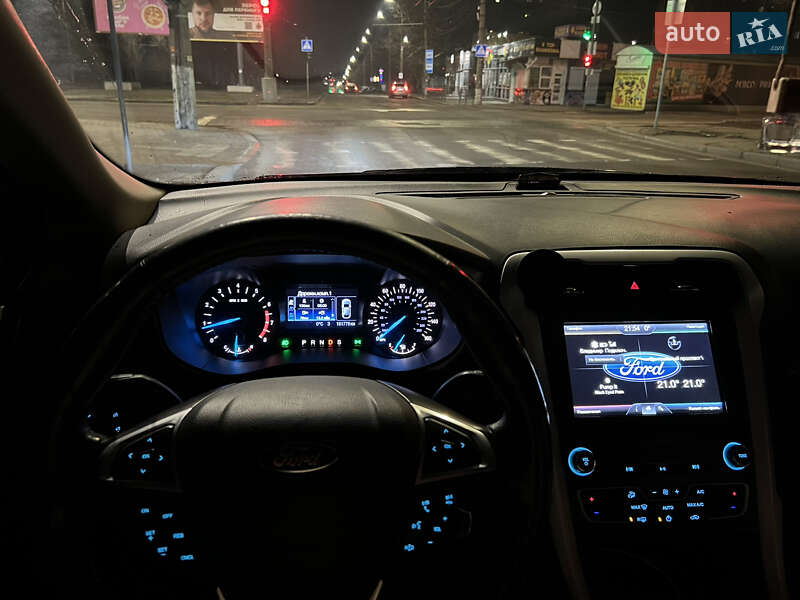 Седан Ford Fusion 2014 в Миколаєві