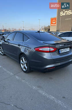 Седан Ford Fusion 2014 в Миколаєві